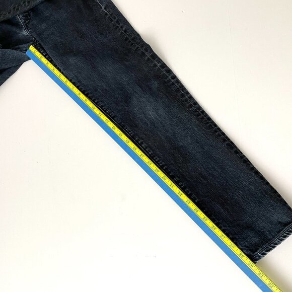 BCBGMaxazria Women's Jeans Low Rise Straight Leg Dark Wash size 28 length 30" - Picture 4 of 8